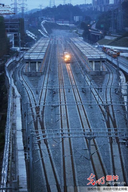 渝贵和贵南高铁入围铁路十三五发展规划:贵阳