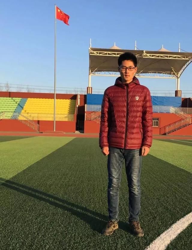 潍坊这所中学开挂了!2018年高考8名学生被北