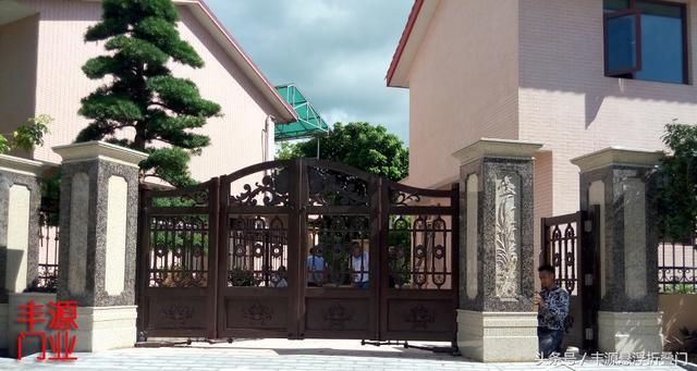 庄园怎么做自动门 t014ca36fb82e544edb.jpg?size=640x341