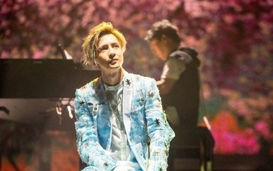 薛之谦演唱会黄牛被抓 网友:老薛是黄牛的死敌