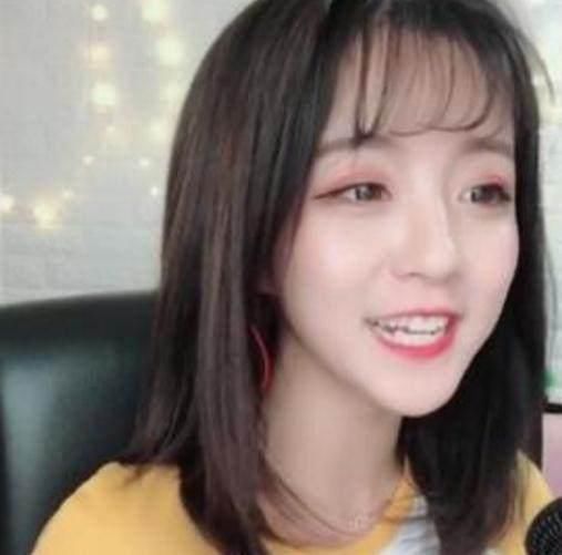 大批粉丝开始脱粉,抖音莉哥直播卖微信,网友