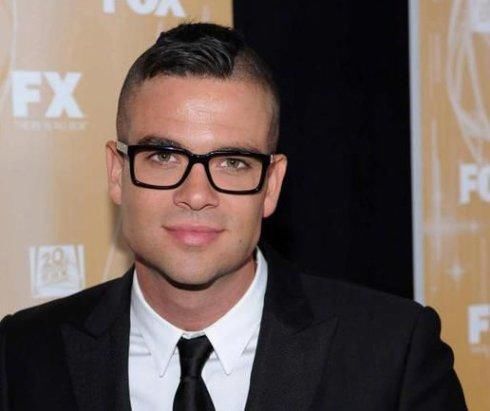 扒扒2018年不幸去世的十大明星,她死在家中多