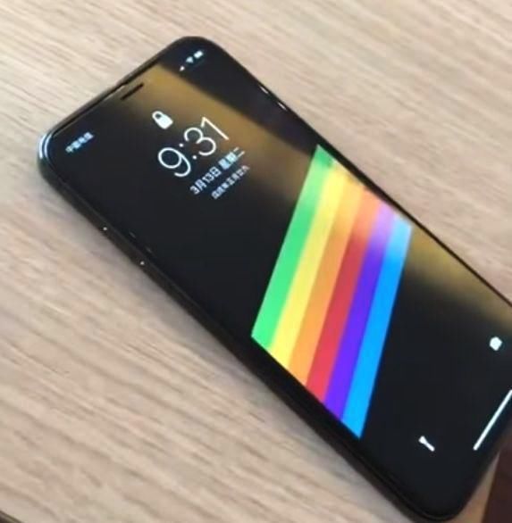 iPhone SE真机来了 迷你版iPhone X既视感