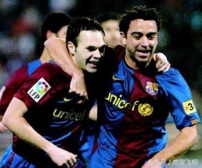 伊涅斯塔巴萨告别仪式哈维泪洒当场 巴萨双核