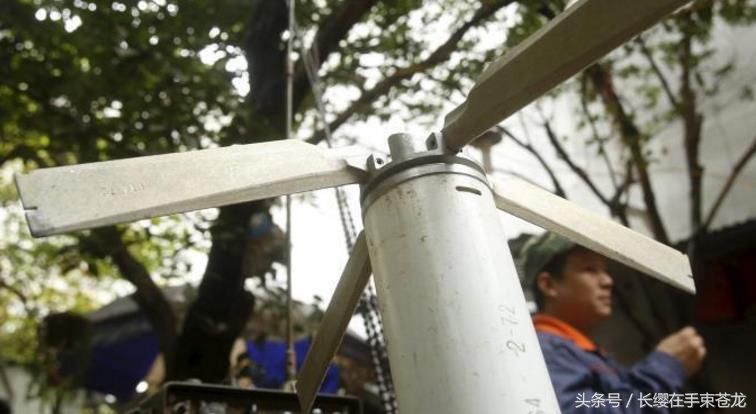 越南河内旧货市场出售越战时期美军装备