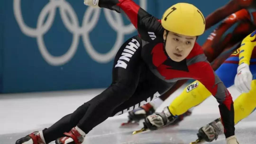 《奥运故事会》从四朵金花到孩子王 孙丹丹的滑冰情缘 《奥运故事会》从四朵金花到孩子王 孙丹丹的滑冰情缘