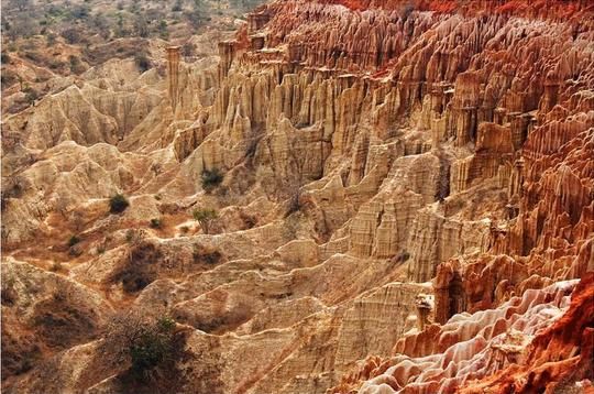 号称全球最难的国家签证之一 简化签证后安哥