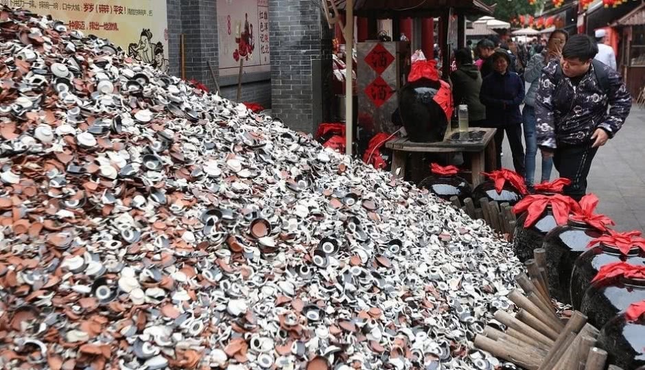 抖音上三大网红城市:游客源源不断,当地居民