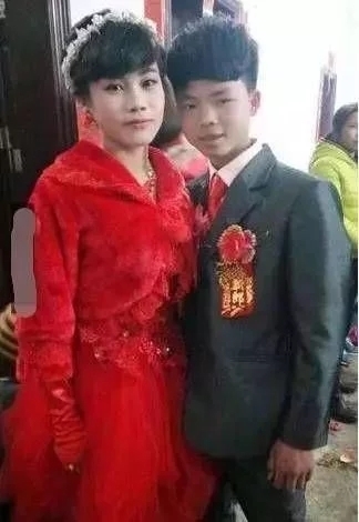 这对13岁就结婚的小夫妻曾轰动一时 然而现实却是这样 这对13岁就结婚的小夫妻曾轰动一时 然而现实却是这样