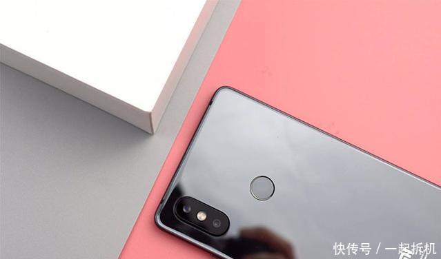 2018年国产千元机性价比神机辈出,这三部手机