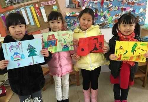 家长责怪幼儿园孤立孩子,老师:看这孩子穿的,哪