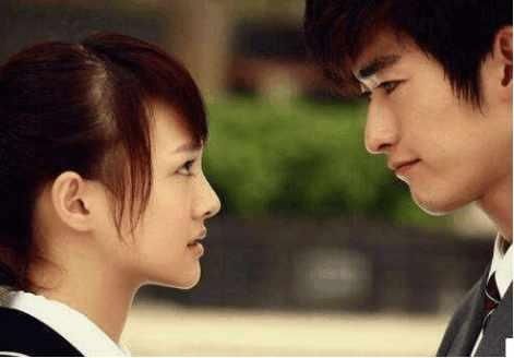 郑爽爸妈高调做慈善, 网友却问张翰怎么办, 他说