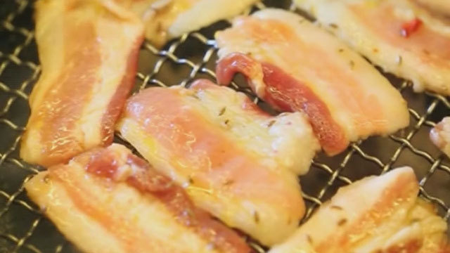 《快乐生活一点通》20180418美味烤肉在家轻松做 《快乐生活一点通》20180418美味烤肉在家轻松做