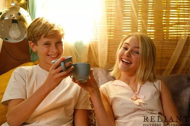 一部感人的冷门电影,12岁夫妻私定终生,励志加