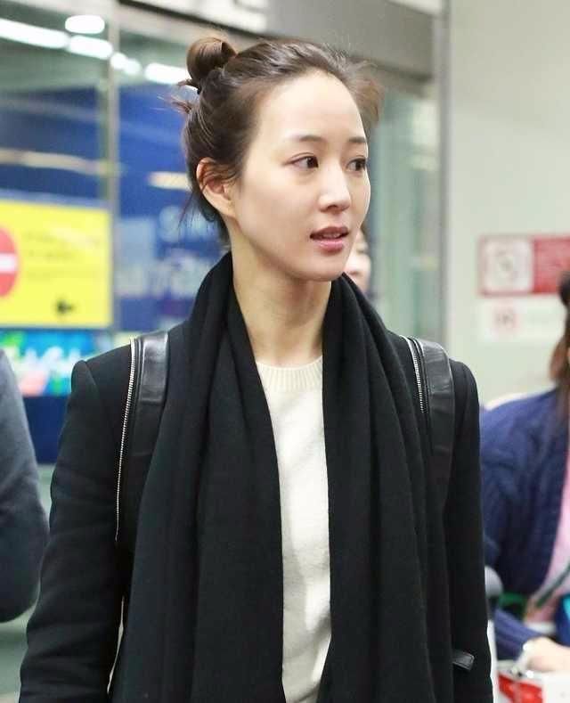 张钧宁登开年封面,玩转街头涂鸦风,不愧为台湾