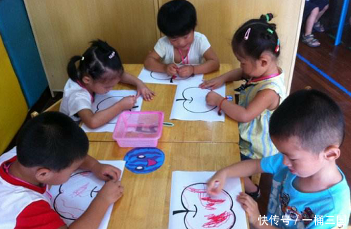 孩子上幼儿园一周,回家饭量变大,家长得知原因