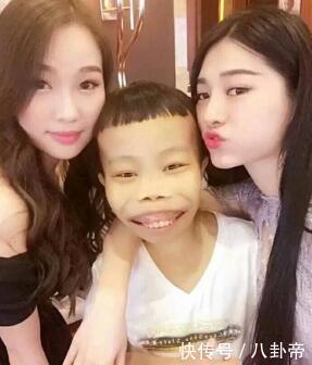 快手网红仙洋被封痛哭,这下二驴慌了神,最该封