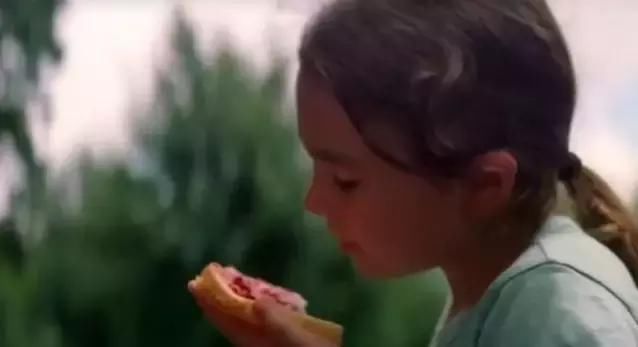 无忧无虑的小孩子电影 t0152256ff0a71a91fc.jpg