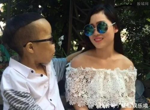 6月底突然火了的两大另类网红:快手嘟嘟姐,抖