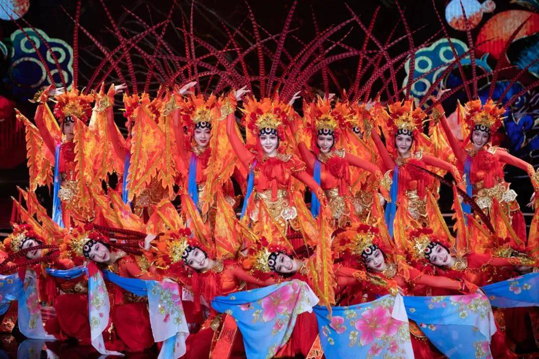 当“潮”不让!《大国芬芳》飒爽亮相金鹰电视艺术节 当“潮”不让!《大国芬芳》飒爽亮相金鹰电视艺术节