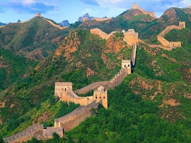 为什么很多人说中国的经济落后美国很多年?网