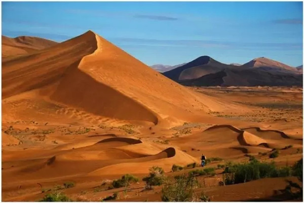 多彩高原阿拉善,颜色由它决定!