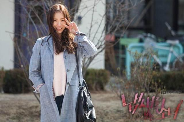 跟着韩剧女主学穿搭,穿出文艺青春范
