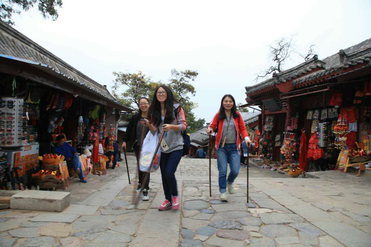 江苏高旗律师事务所户外拓展活动--登泰山