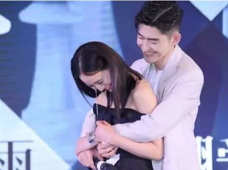 张翰拥抱张钧宁现身,害羞的张钧宁鼻子成亮点