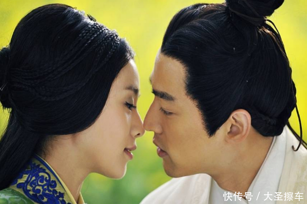 胡歌吻过的女星,图2忍了,图4又忍了,图5忍无可