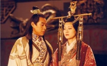 吕后搞不定的邻国,此皇帝分分钟摆平,邻国送太