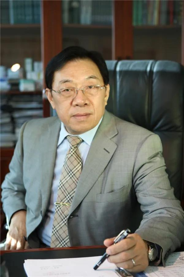 75岁“头孢大王”闯关科创板，或成安徽阜阳首富