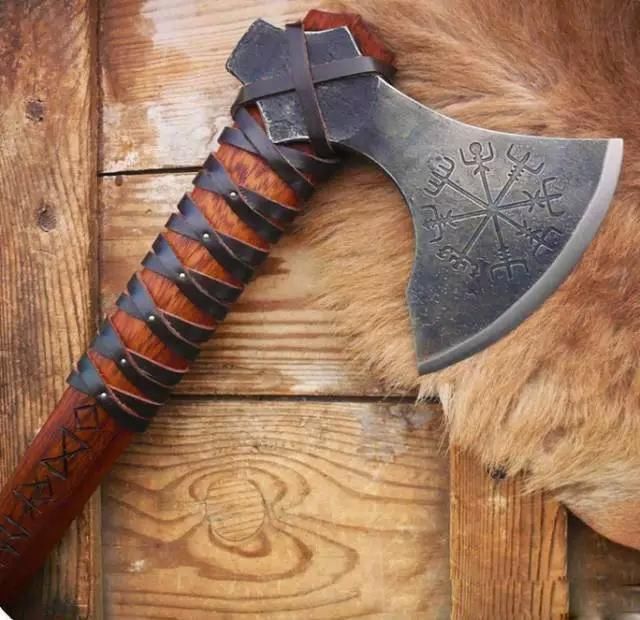 在长短不一、威力强大又锋利的十八般冷兵器中