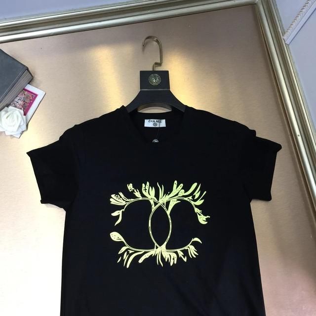 芬迪、范思哲2018专柜新款男士短袖衬衫T桖,