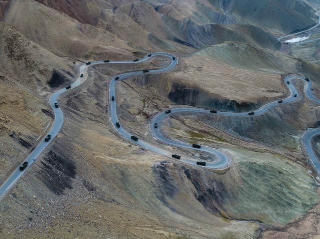 新藏线这条国防战略公路,到目前仍然没有实现全柏油化?