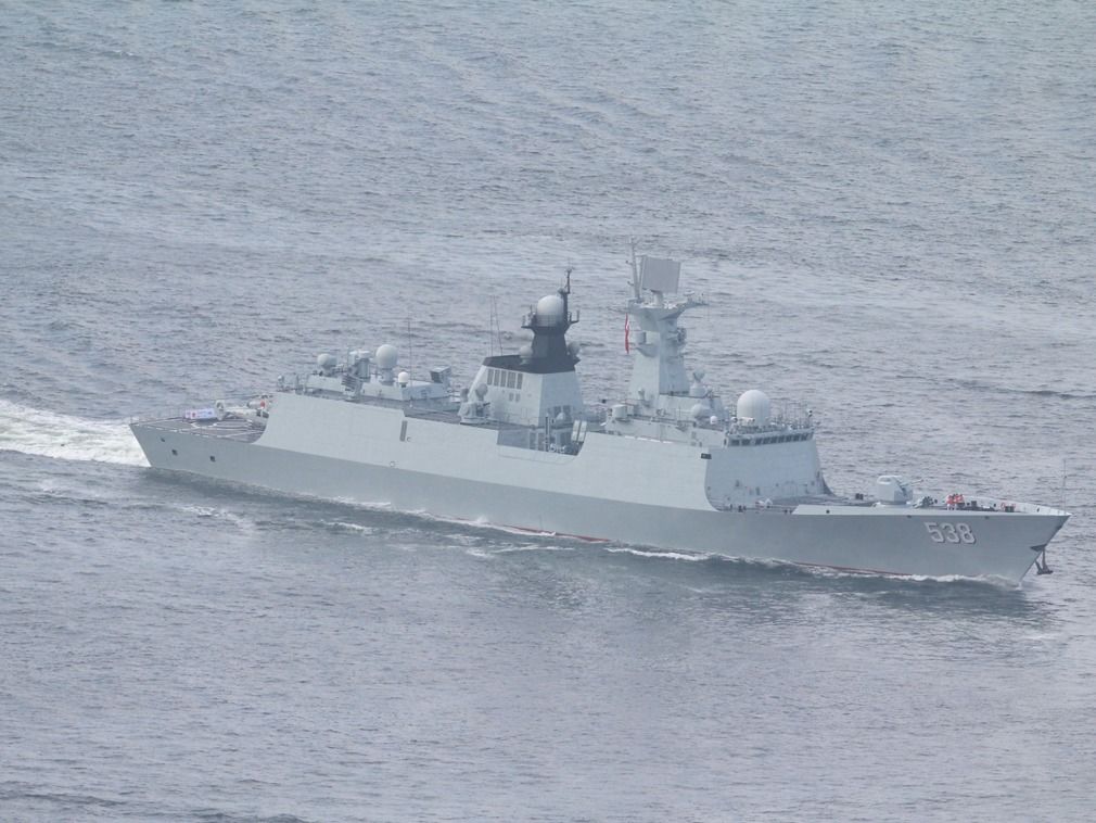 新青年 解放军第30艘054A导弹护卫舰曝光
