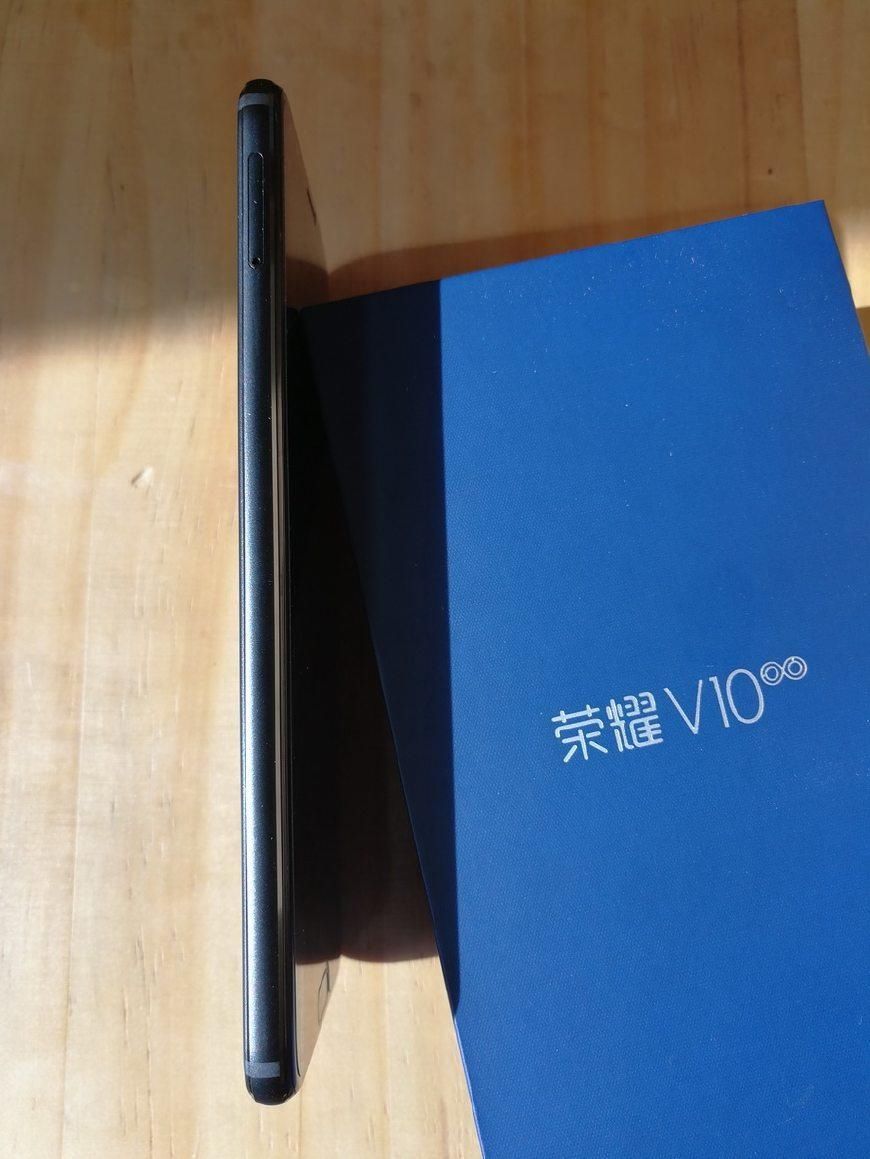 荣耀V10开箱及拍照图赏 最超值的麒麟970全面