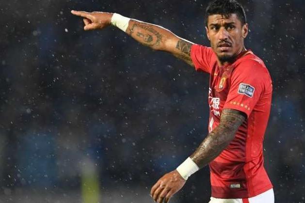 为什么巴萨同意放保利尼奥回恒大?