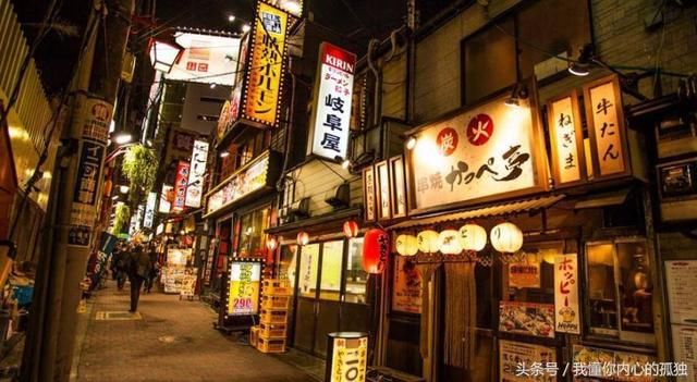 最打脸的国家,讨厌中国游客,却有400万人长期