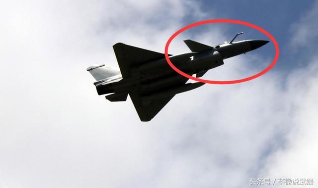 中国歼10C再度亮相, 装备霹雳15空空导弹, 战斗