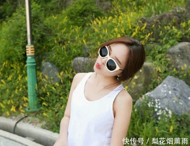 微信聊天哪些细节看出她喜欢你,明白了这些,助