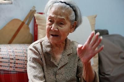 用开塞露洗脸,祛斑效果胜过做激光三百倍,老奶