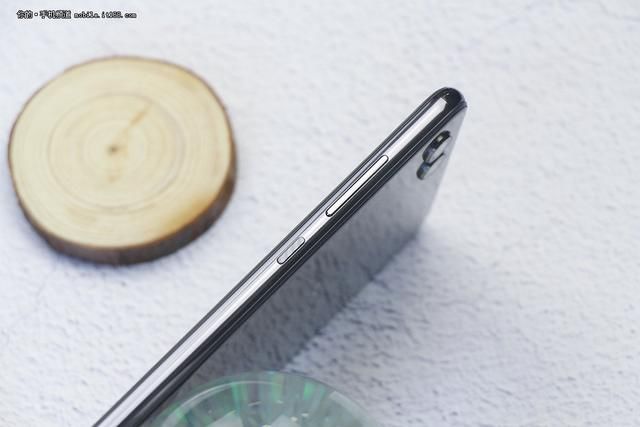 流光高颜值 全面屏华为nova 2s开箱图赏