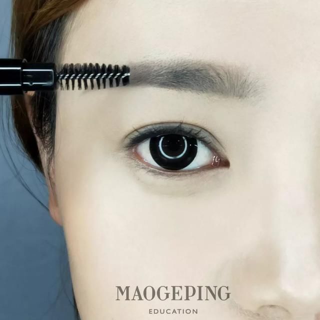 眉毛短而稀疏怎么办?这样修眉画眉你也可以瞬