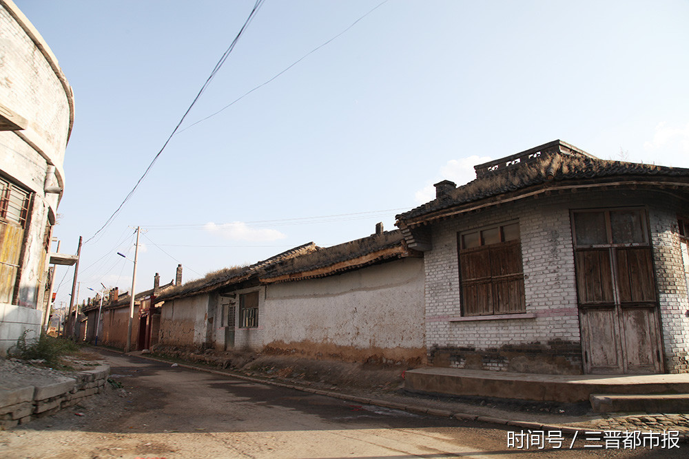 一座城  “镌刻”着一个师的记忆（下）