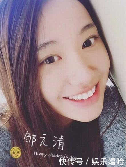46岁闫妮风韵不减 女儿邹元清系中戏校花 闫妮