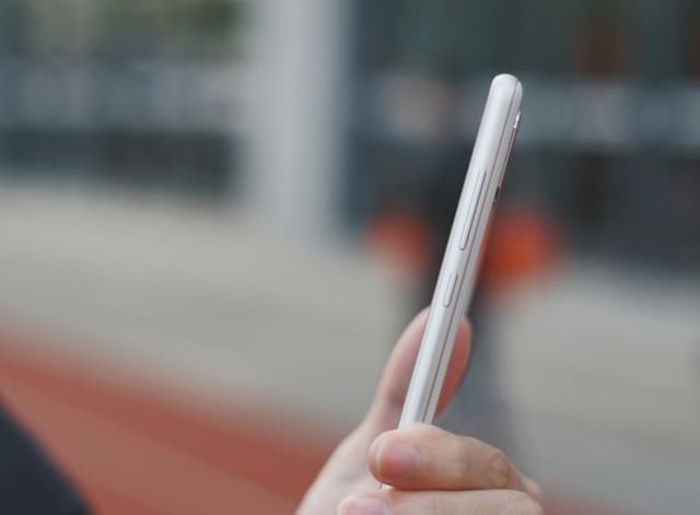 小米 MIX2s值不值得入手,看看米粉的说法