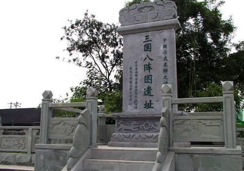 诸葛亮和郭嘉的军事才能谁更强?他们接手的都是怎样一副牌!