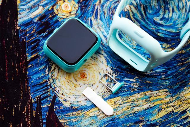 让孩子更快乐更安全,4G版小米米兔儿童电话手