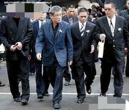 大家在看电影《古惑仔》的时候,都认为东兴和洪兴两个本派比较厉害,但